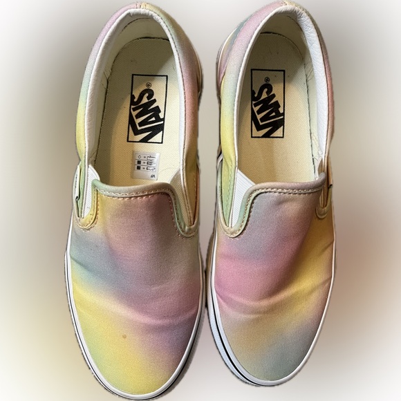 Vans Classic Slip-On Aura Shift Sneaker size 6.5 - Picture 5 of 12